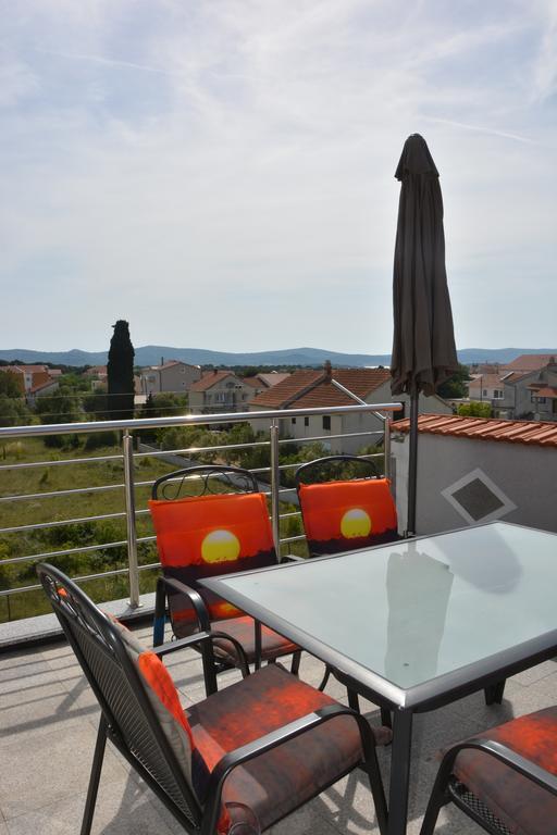 Apartments Petar & Anka Biograd Na Moru Esterno foto